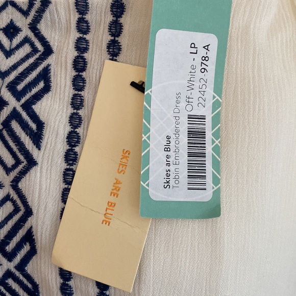 Brand new with tags- Skies Are Blue dress - Picture 4 of 4